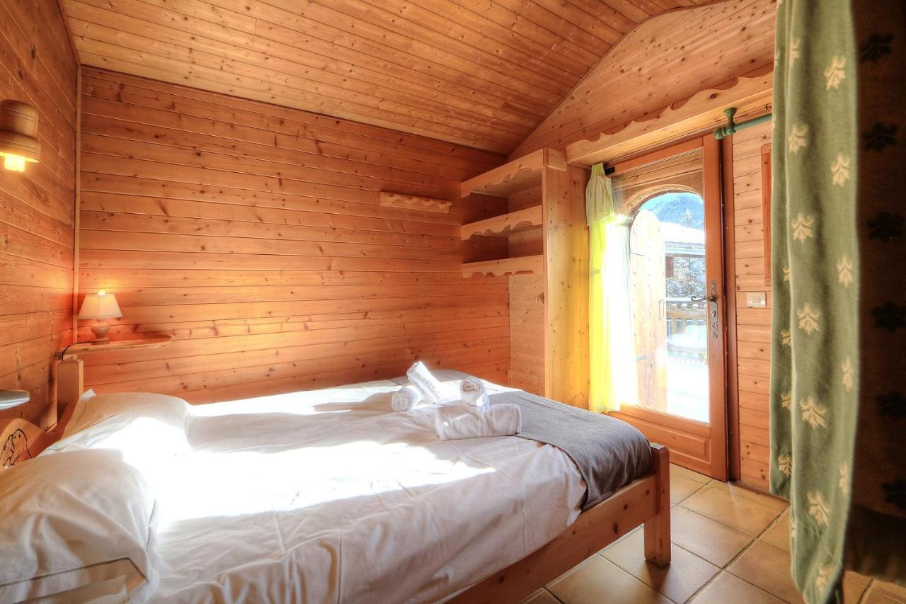 Chalet-Hotel De L'Etape レ・コンタミンヌ・モンジョワ エクステリア 写真