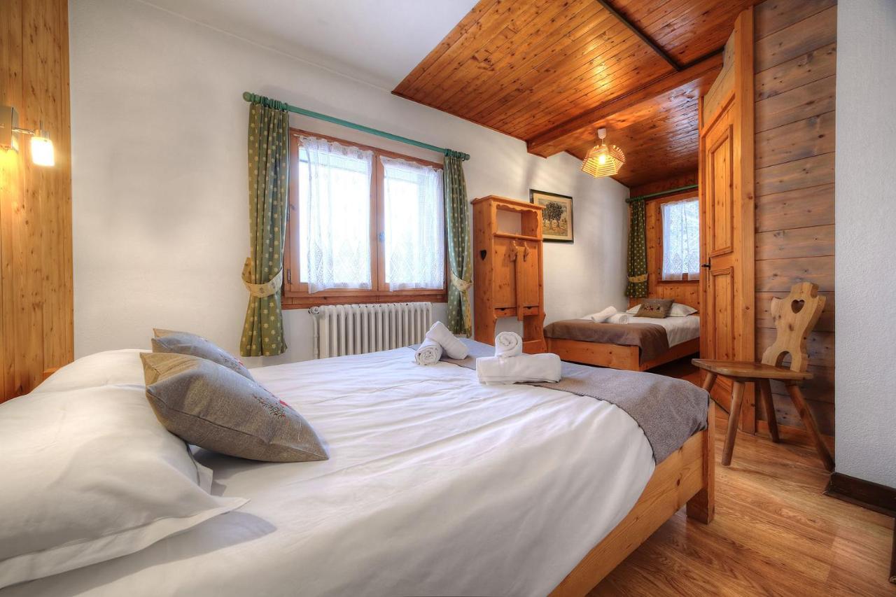 Chalet-Hotel De L'Etape レ・コンタミンヌ・モンジョワ エクステリア 写真